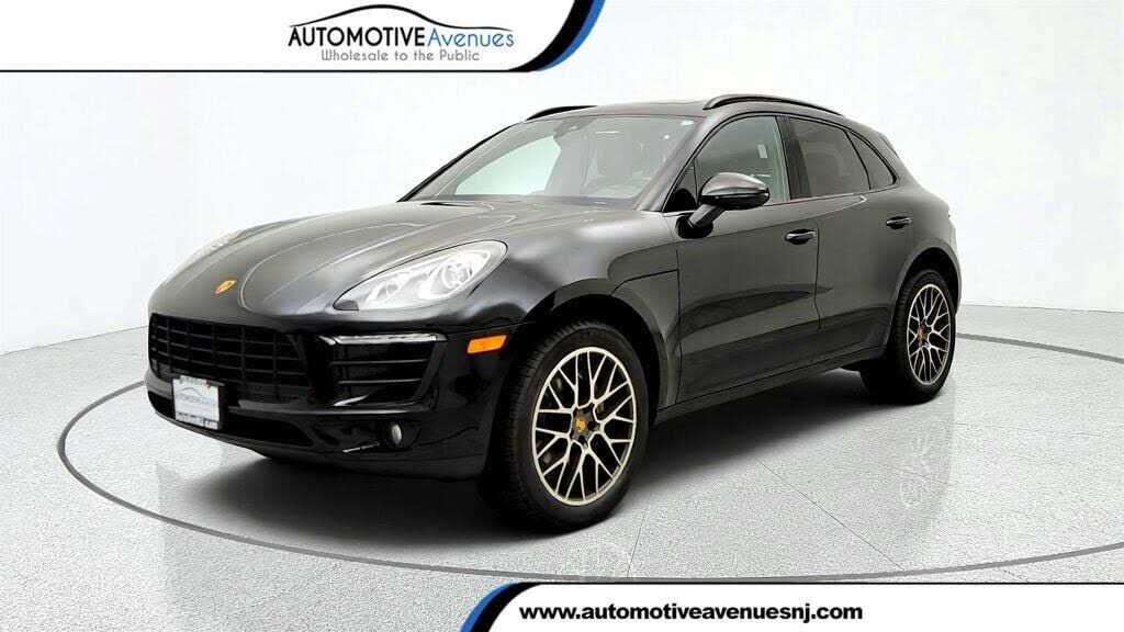 2018 PORSCHE Macan