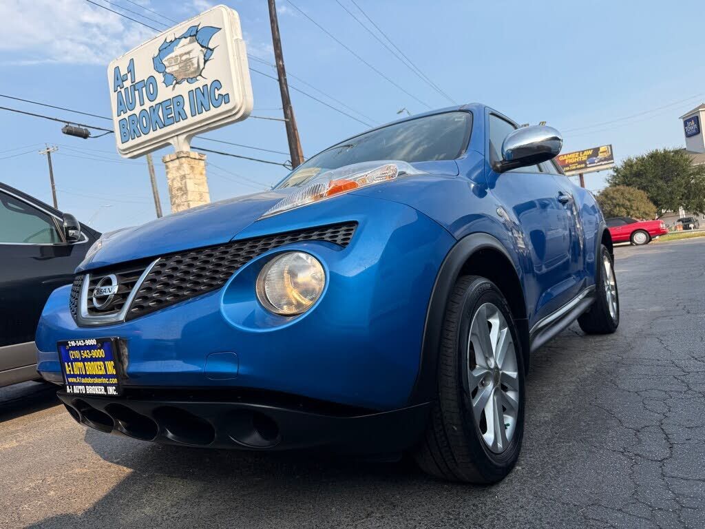 2011 NISSAN Juke