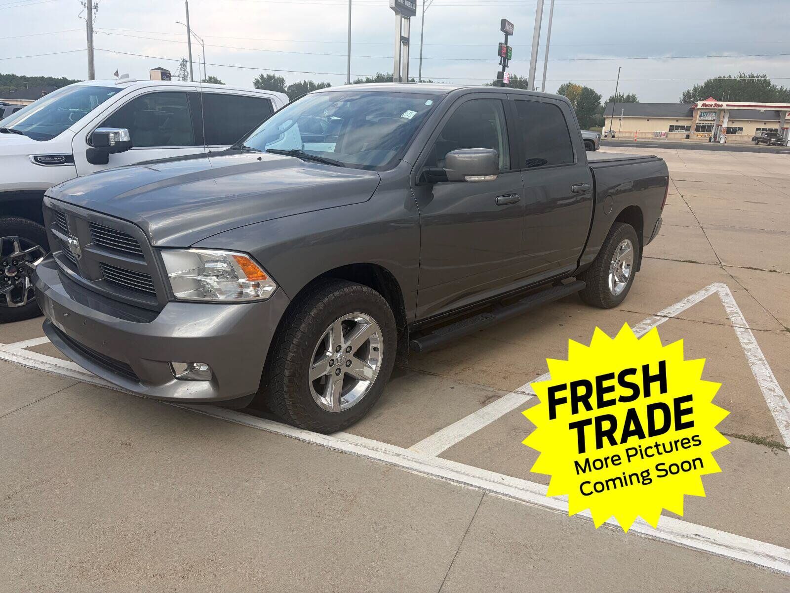 2012 DODGE Ram