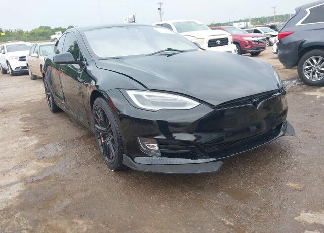 2018 TESLA Model S