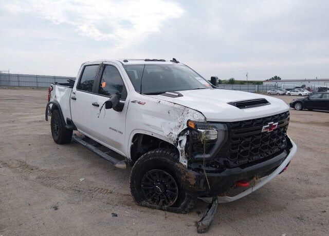 2026 CHEVROLET Silverado HD