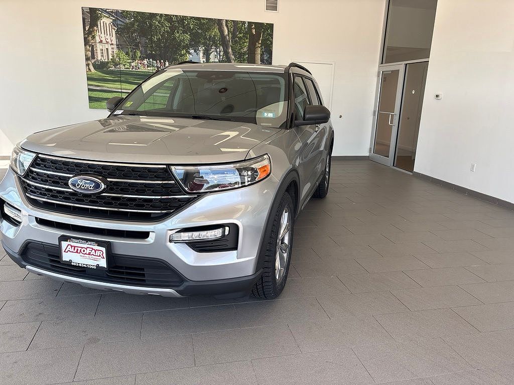 2021 FORD Explorer