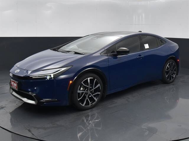 2024 TOYOTA Prius