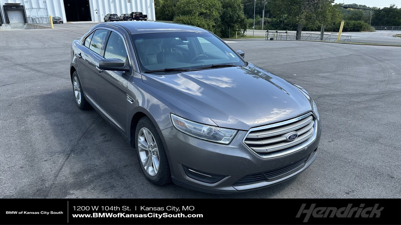 2013 FORD Taurus