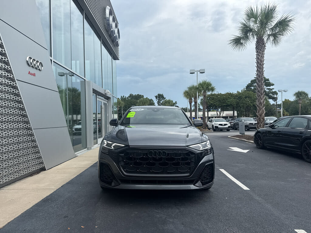 2024 Audi SQ8