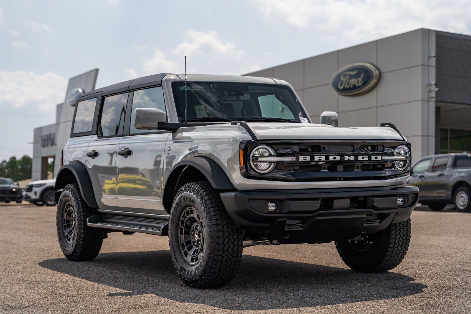 2026 FORD Bronco