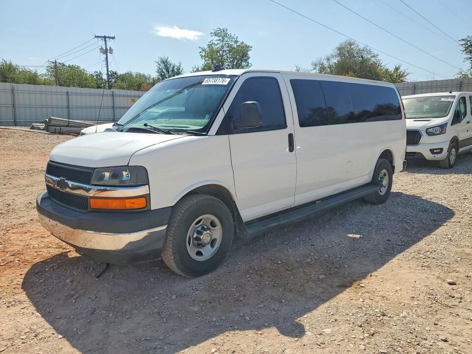 2017 CHEVROLET Express