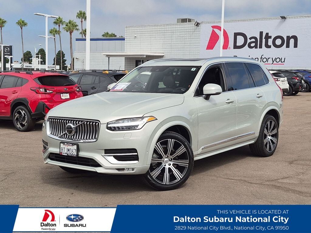 2020 VOLVO XC90