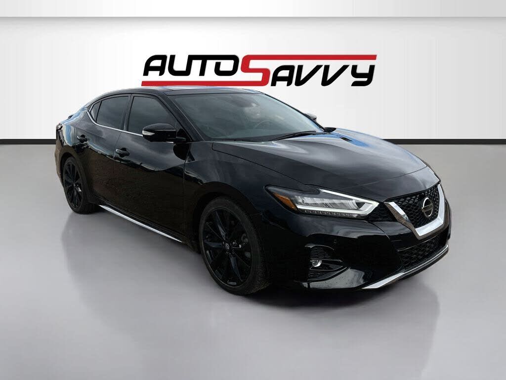 2023 NISSAN Maxima