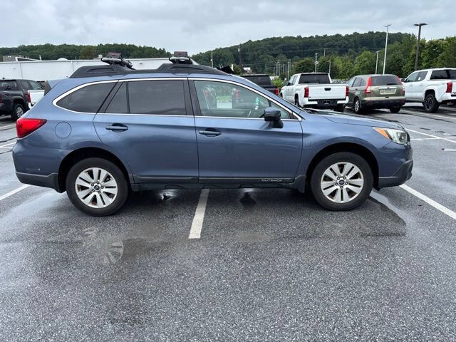 2015 SUBARU Outback