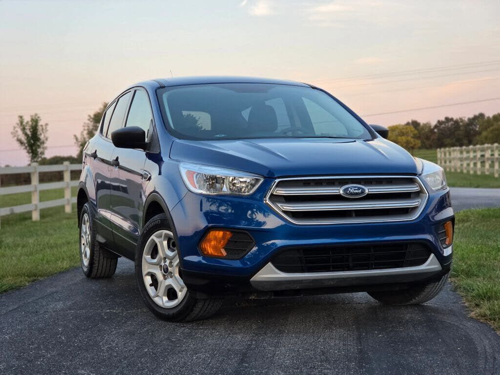 2017 FORD Escape