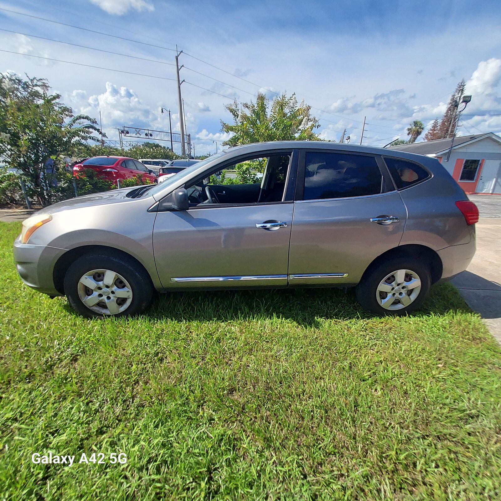 2015 NISSAN Rogue