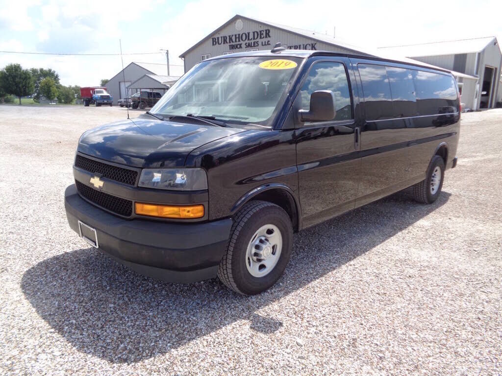 2019 CHEVROLET Express