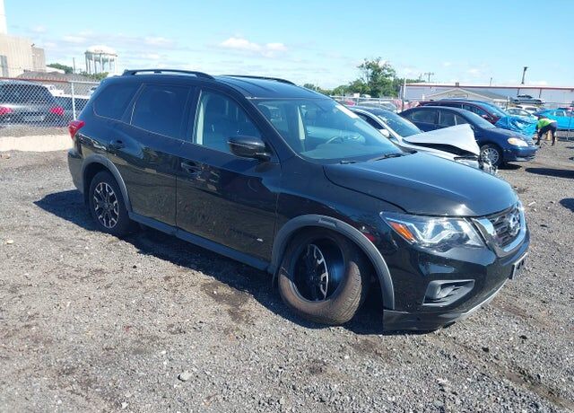 2020 NISSAN Pathfinder