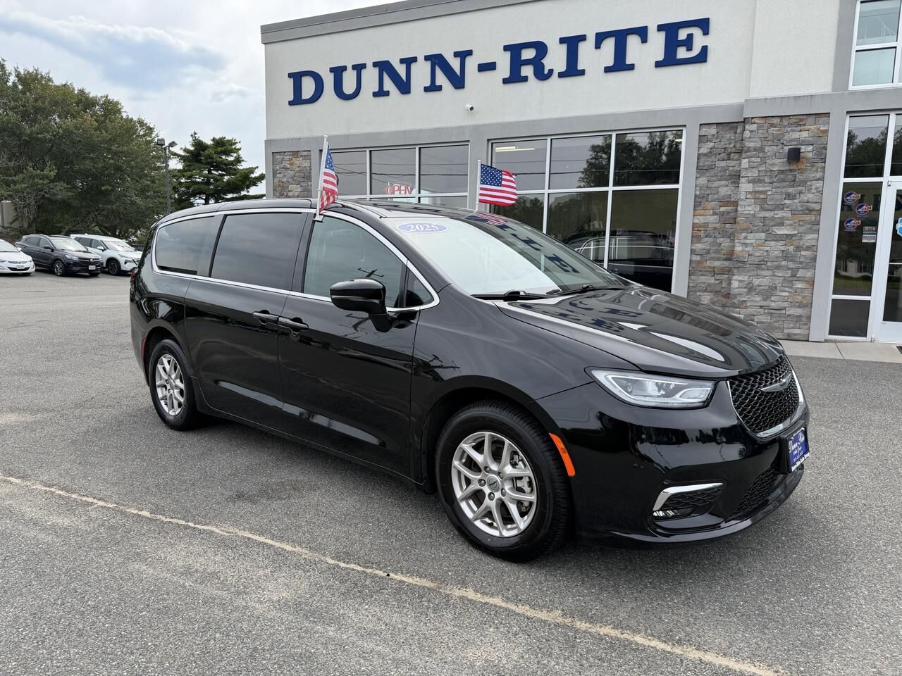 2025 CHRYSLER Pacifica