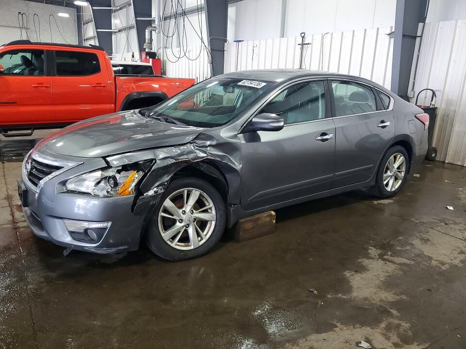 2015 NISSAN Altima