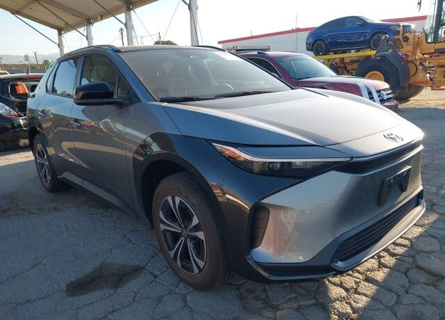 2024 TOYOTA bZ4X