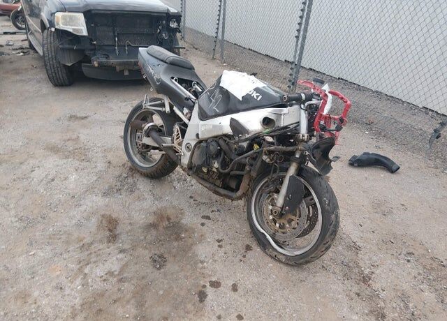 2001 SUZUKI GSX-R600
