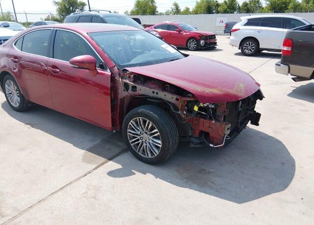2014 LEXUS ES