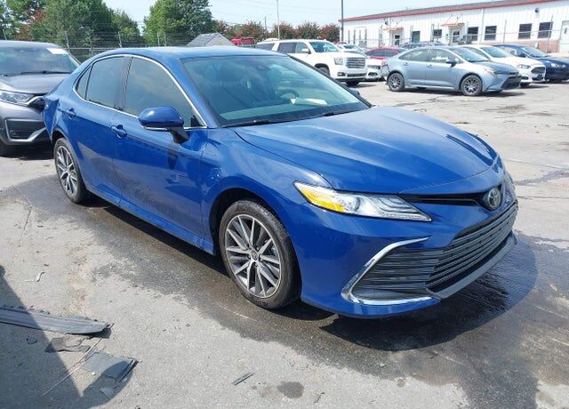 2024 TOYOTA Camry