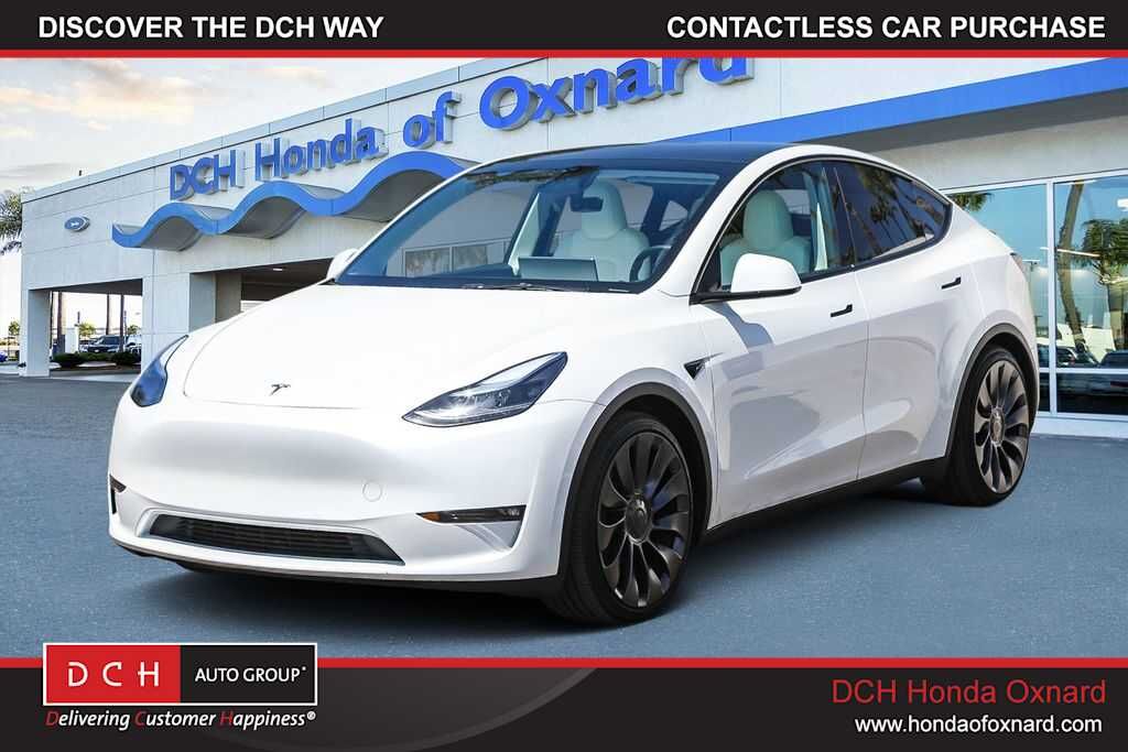 2025 TESLA Model Y