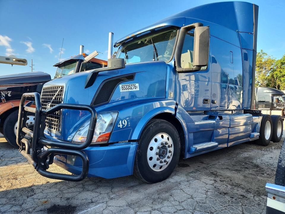 2016 VOLVO TRUCK VNL