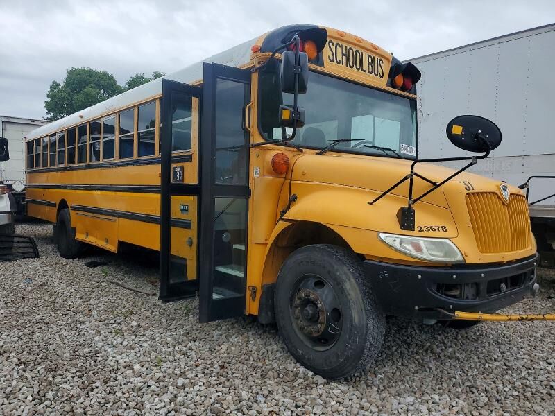 2013 IC BUS PB105
