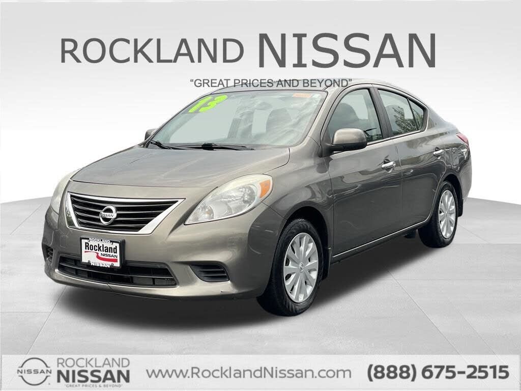 2013 NISSAN Versa