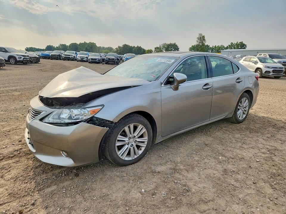 2015 LEXUS ES