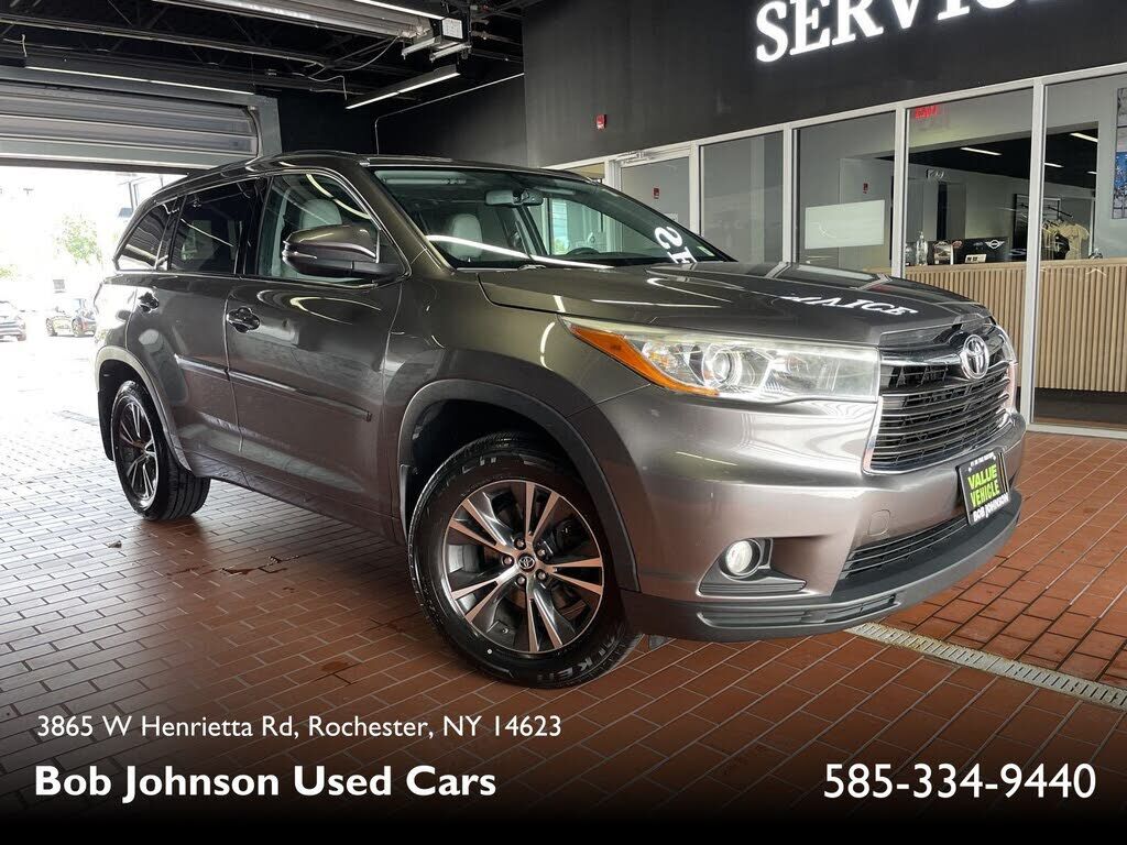 2016 TOYOTA Highlander