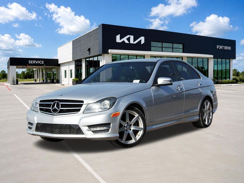 2014 MERCEDES-BENZ C-Class