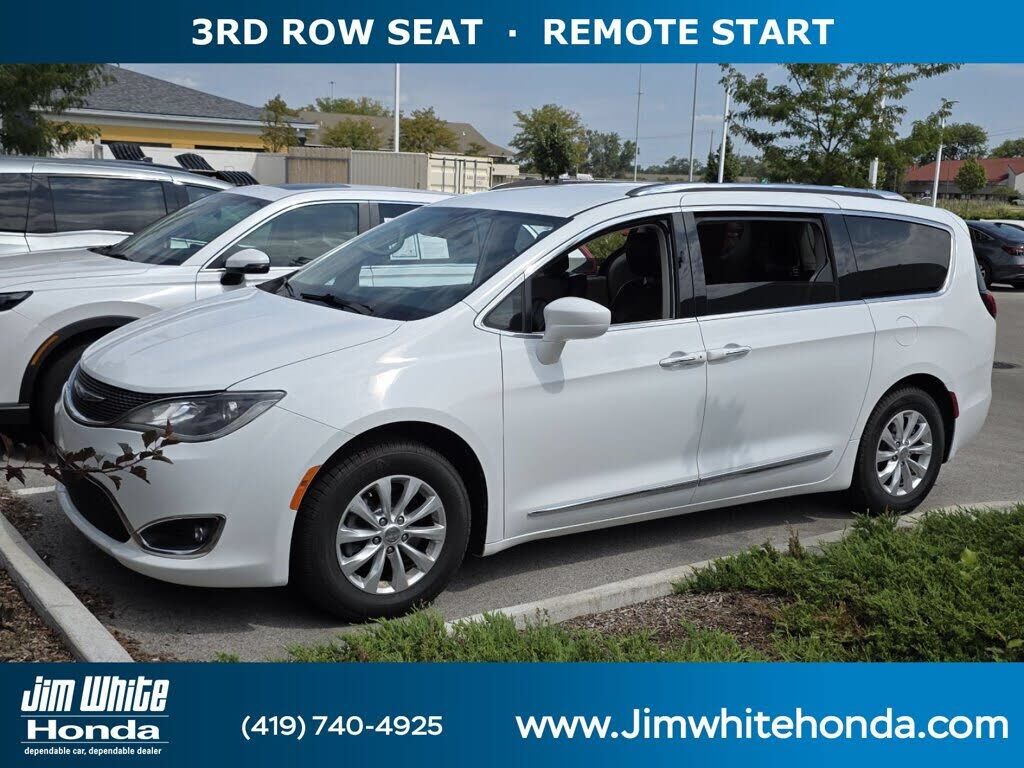 2018 CHRYSLER Pacifica