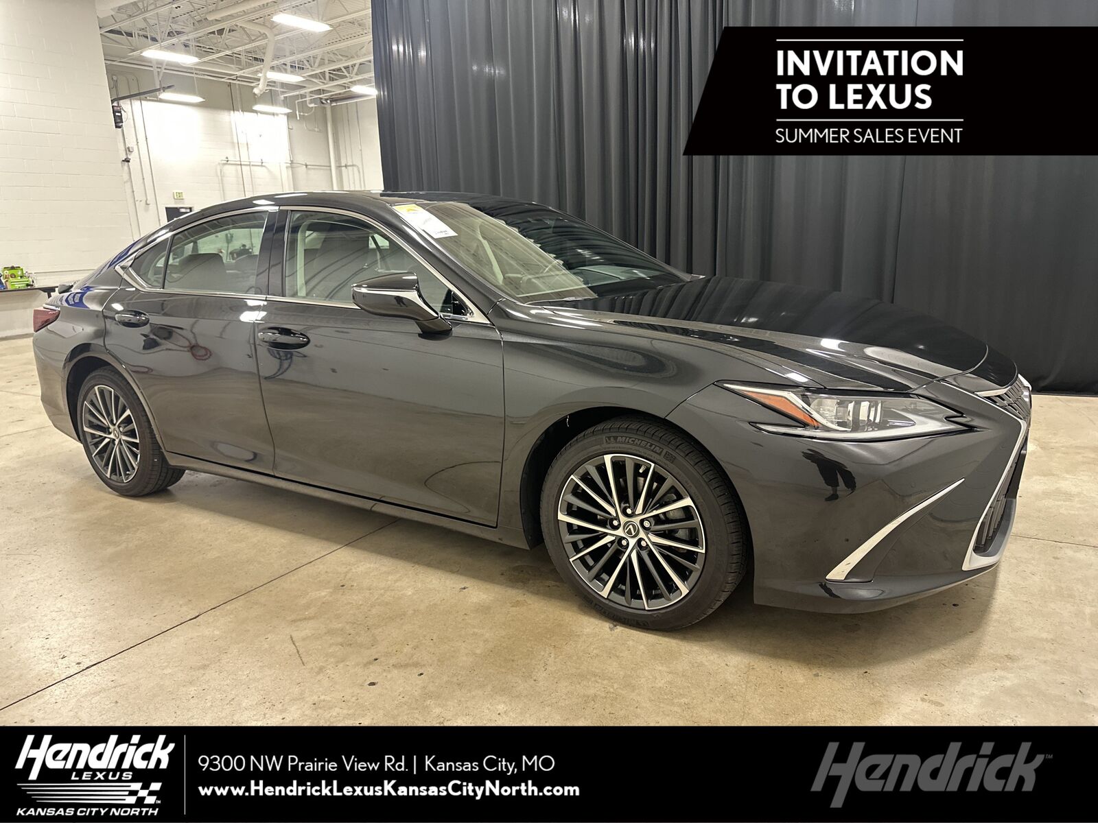 2025 LEXUS ES