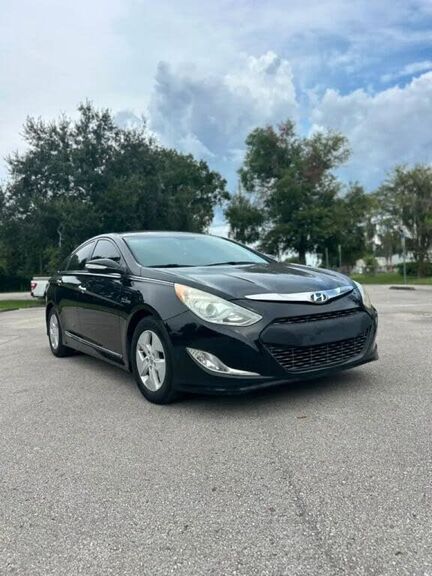 2011 HYUNDAI Sonata