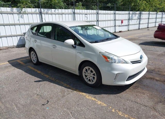 2014 TOYOTA Prius