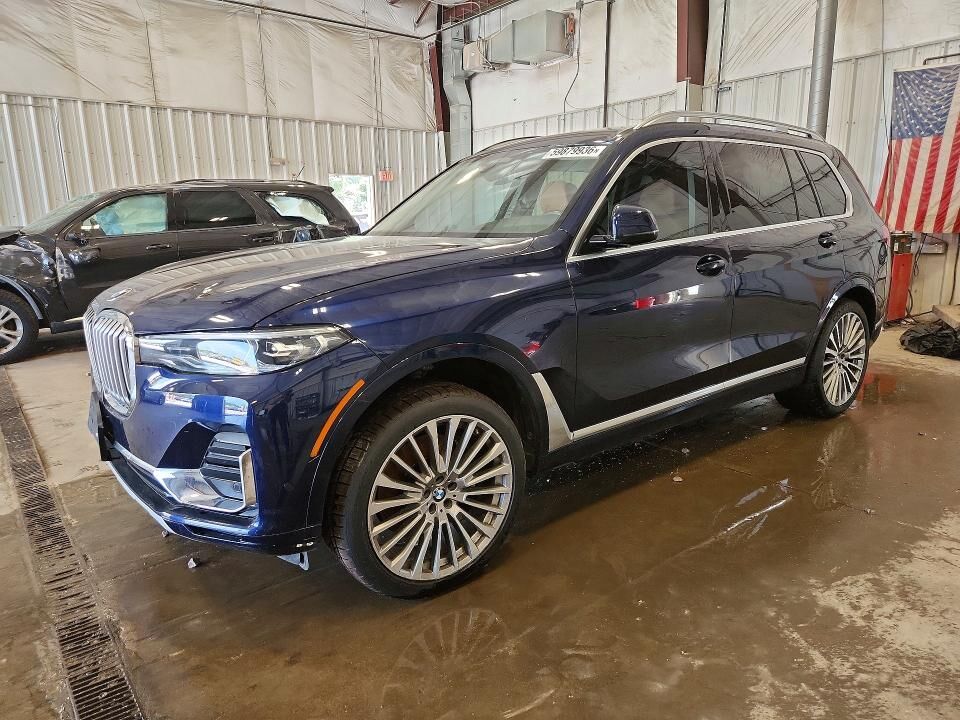 2022 BMW X7