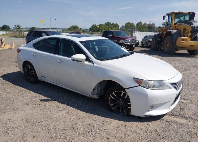 2013 LEXUS ES