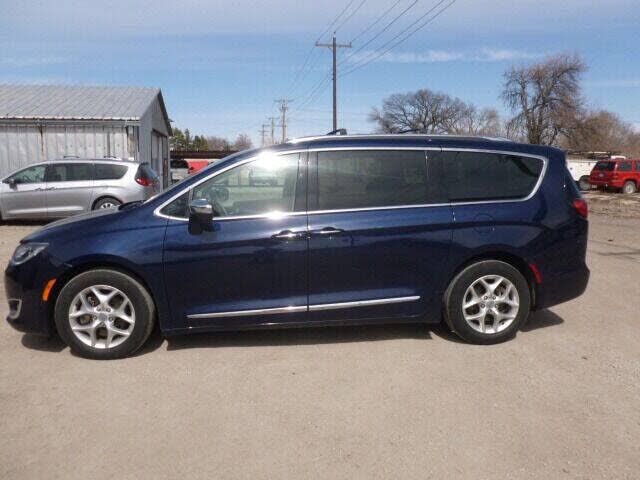 2020 CHRYSLER Pacifica