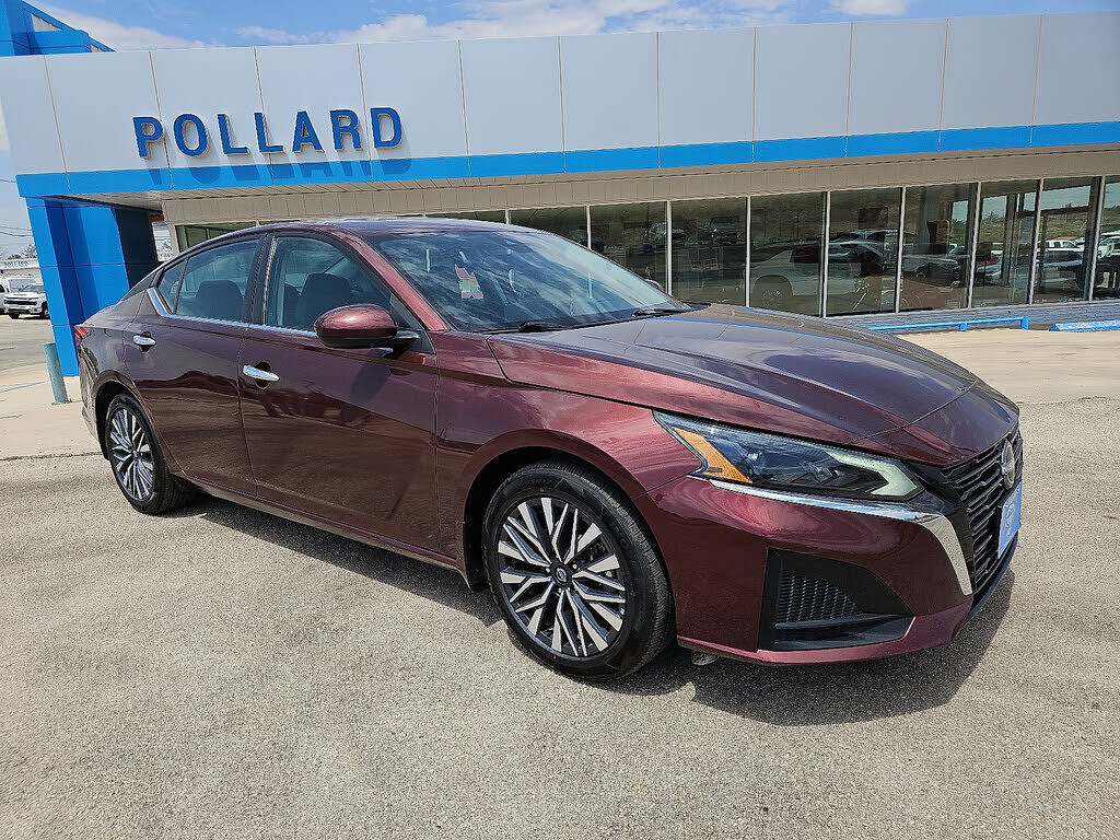 2024 NISSAN Altima