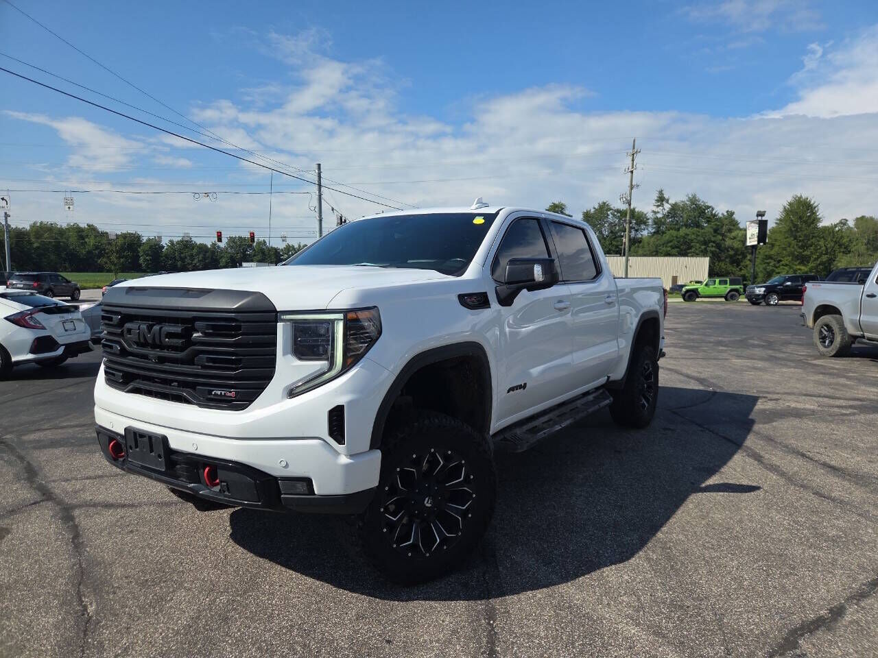 2023 GMC Sierra