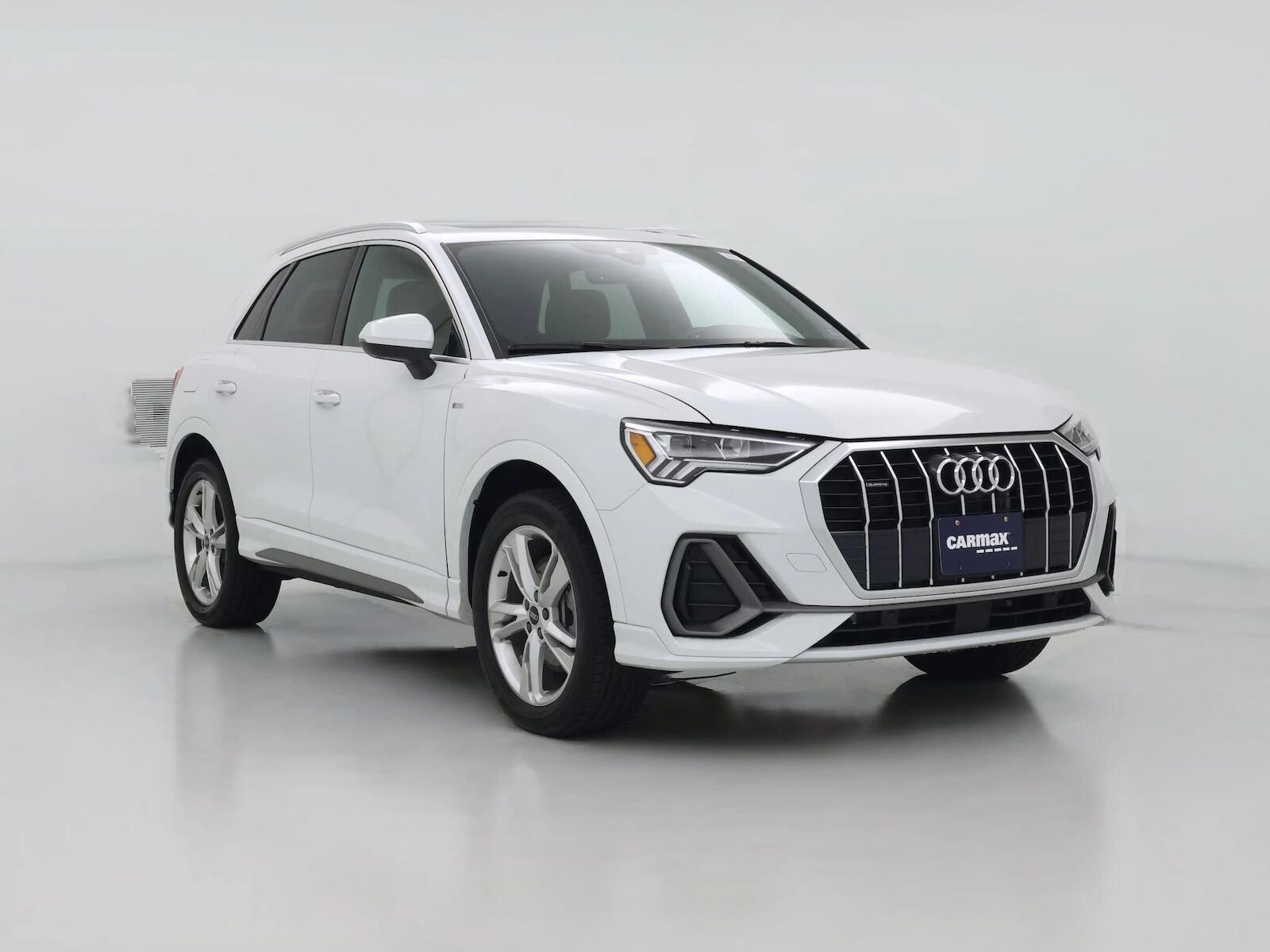 2024 AUDI Q3