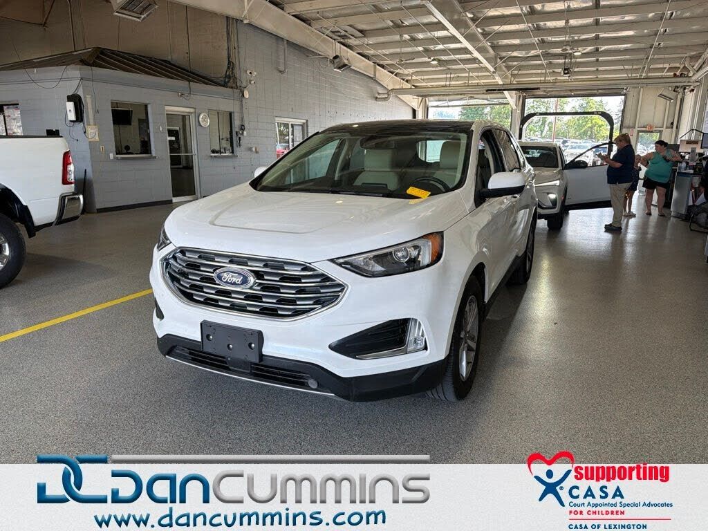 2022 FORD Edge