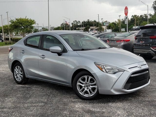 2018 TOYOTA Yaris
