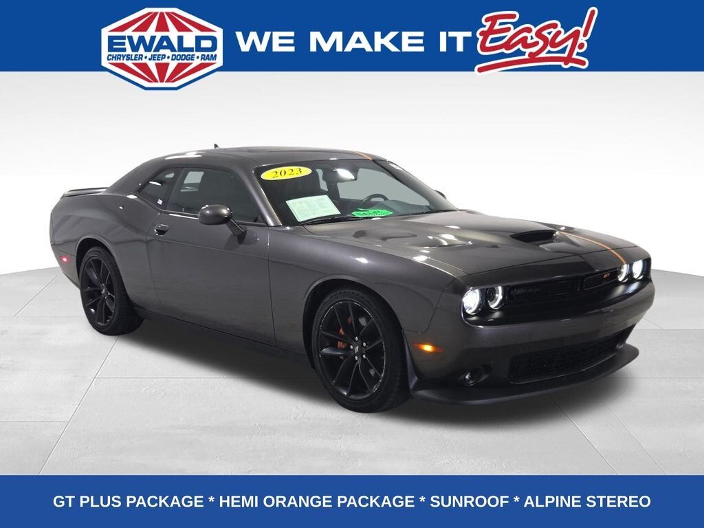 2023 DODGE Challenger