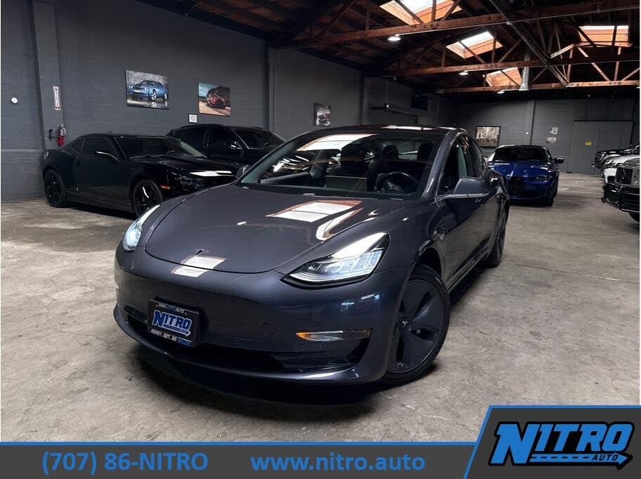 2018 TESLA Model 3
