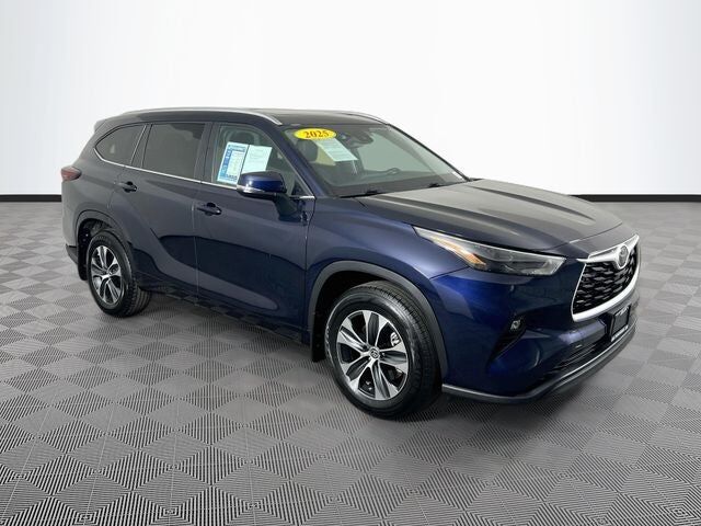 2025 TOYOTA Highlander