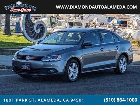 2011 VOLKSWAGEN Jetta