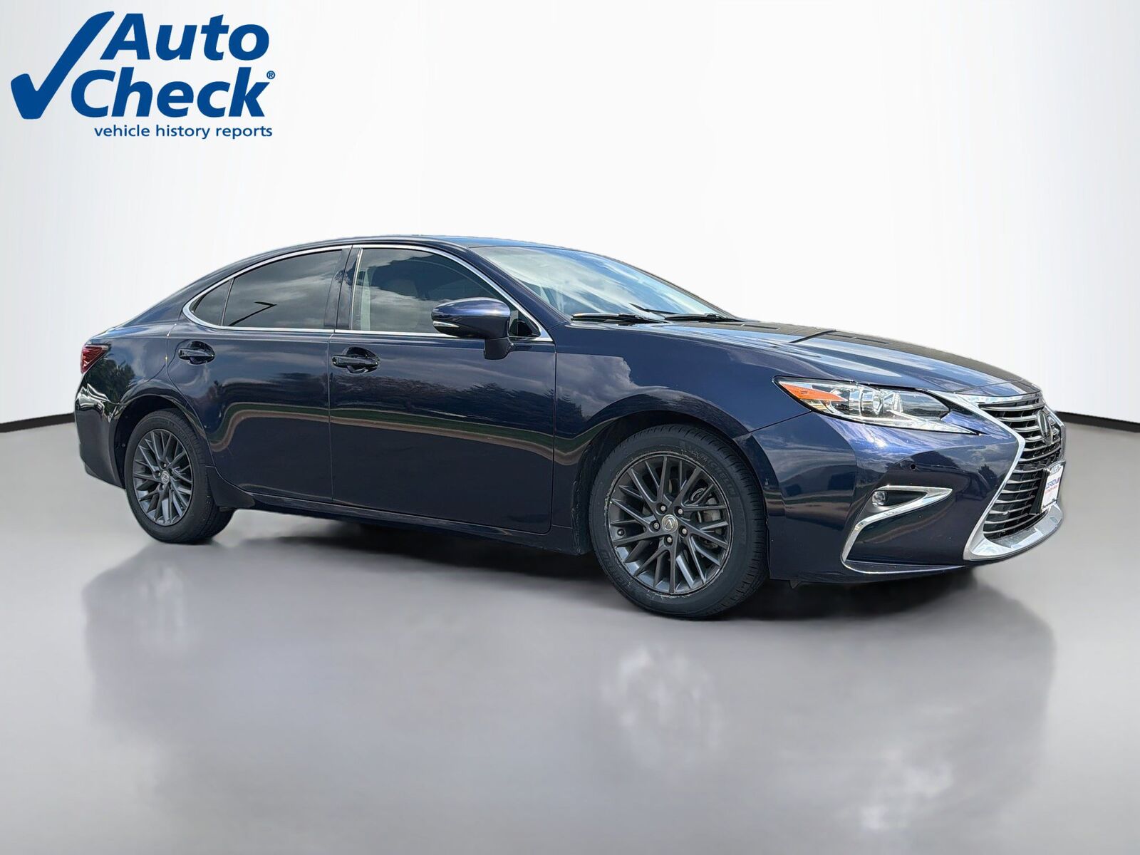 2018 LEXUS ES