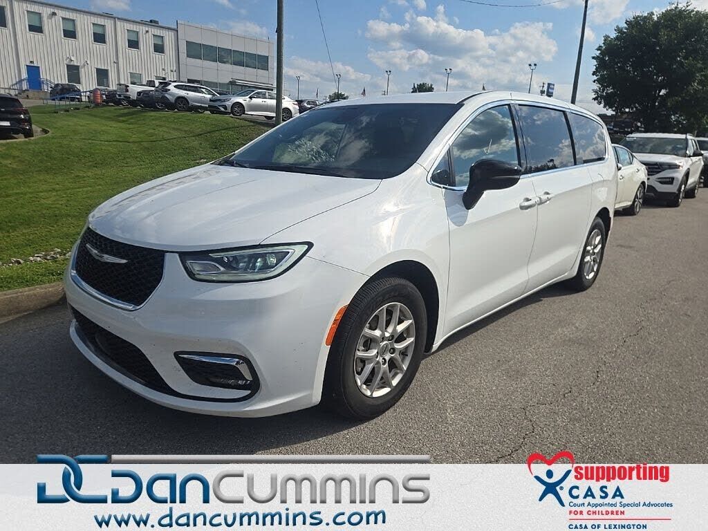 2025 CHRYSLER Pacifica