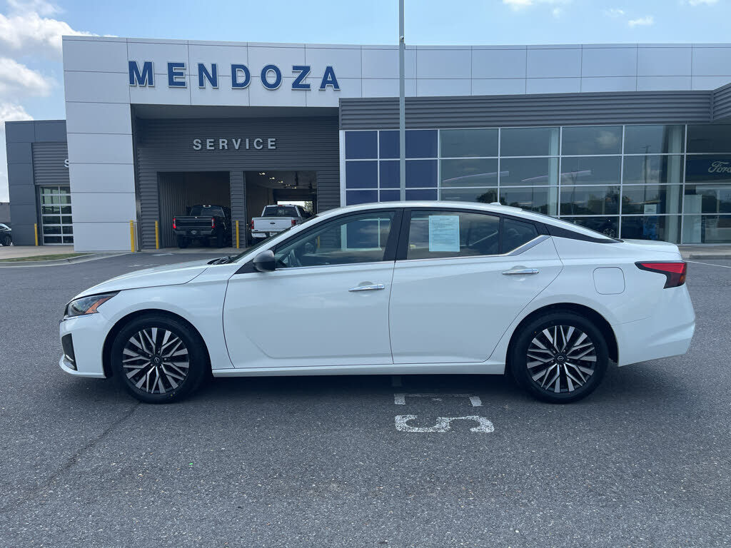 2025 NISSAN Altima